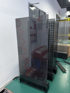 Pantalla LED Transparente Ultrafina de 240*500 mm, Ideal <span class=keywords><strong>para</strong></span> Ferias Comerciales, Reuniones con Clientes, Exhibición en Tiendas Minoristas y Salas de Exhibición - Product Image 2