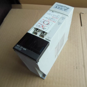 มอเตอร์และแอมพลิฟายเออร์คุณภาพสูง MR-J2-10A AC Drive สภาพใหม่ - Product Image 4