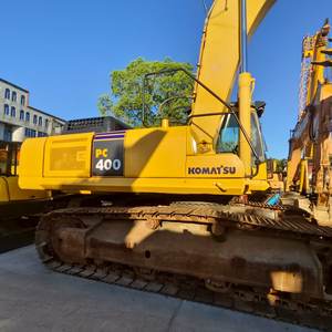 Excavatrice sur chenilles Komatsu PC400-7 et 400-8 de 40 tonnes d'occasion, très demandée, avec moteur et transmission, à vendre - Product Image 1