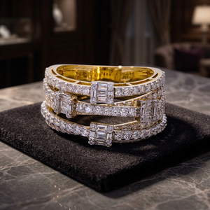 Anillo Elegante y Moderno de Lujo, Chapado en Oro de 14K y Rodio, Diseño Envolvente de Varias Bandas, con Diamantes Naturales de Corte Brillante, Clásico - Product Image 1