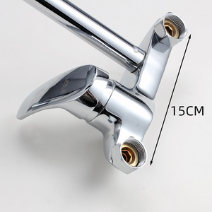 Robinet de cuisine mural à poignée unique, noyau en céramique de 15 cm, rotation à 360 degrés, style contemporain - Product Image 1