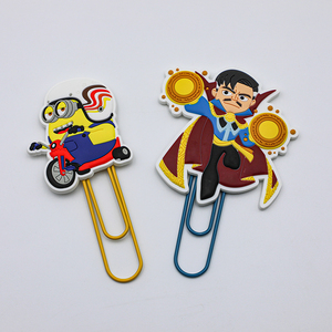 Marcapáginas de PVC Personalizado en 2D y 3D con Diseño de Corazón de Anime, Clip para Libros de PVC, Fabricación de PVC - Product Image 2