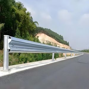 Barandilla de Seguridad Tipo W Galvanizada por Inmersión en Caliente, Barrera Peatonal para Carreteras, Reflectante Prismática de Alta Intensidad, Resistente a Impactos para Autopistas - Product Image 4