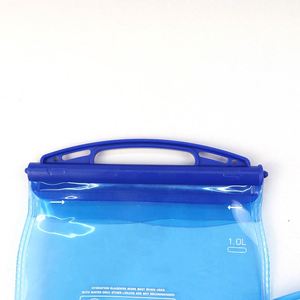 Échantillon Gratuit Réservoir d'Hydratation 1L 1.5L 2L 2.5L 3L en EVA, PEVA, TPU sans BPA - Product Image 4