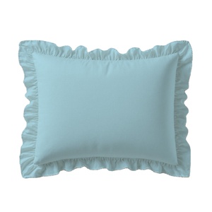 Funda de almohada y cojín tejida de polialgodón con volantes azul de 50x70cm para hoteles, hospitales, hogares - Product Image 1
