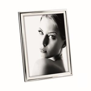 Cornice Portafoto in Metallo con Smalto Bianco 13X18CM - Product Image 1