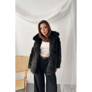 Abrigos de piel sintética negros delgados al por mayor, abrigos cortos tipo blazer con botones decorativos, ropa exterior de nailon y lana, chaqueta tejida con estampado. - Product Image 4