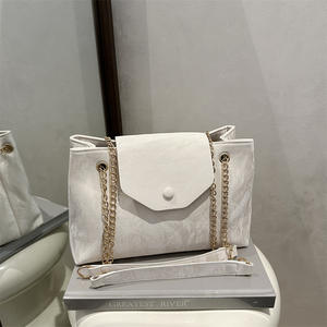 Bolso de hombro elegante, sencillo, de gran capacidad y versátil para <span class=keywords><strong>mujer</strong></span>, nuevo estilo 2026, bolso tote/bolso de axila de nicho - Product Image 3