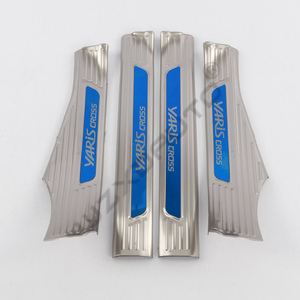 แผ่นกันรอยขอบประตูรถยนต์เหล็ก 4 ชิ้น สำหรับ <span class=keywords><strong>YARIS</strong></span> CROSS ปี <span class=keywords><strong>2022</strong></span> 2023 ป้องกันรอยขีดข่วน บริเวณขอบประตูหน้าและหลัง - Product Image 2