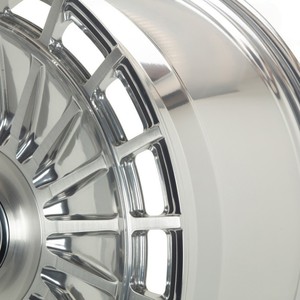 Jantes forgées radiales polies argentées multi-PCD légères pour ateliers de tuning de voitures de luxe – Vente en gros - Product Image 3