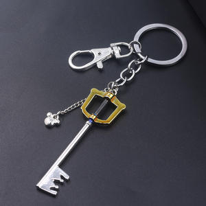 Llavero de Anime Personalizado, Colgante de Llave en Forma de Espada Esmaltada en Oro y Plata, Llavero Personalizado para Mochila de Moda - Product Image 6