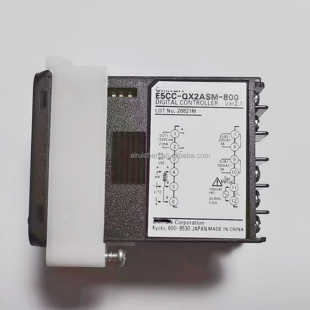 Distributor Digital Controller E5CC-RX2DSM-802 Temperature Controller for OMRON