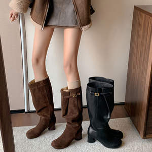 Botas de cuero de tacón alto grueso, estilo retro casual, con hebilla de color sólido y suela gruesa. - Product Image 5