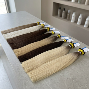 Paleta de Colores Vivos, Cabello Ruso Liso a Granel, 100% Cabello Humano Vietnamita, Listo para Enviar, Mechones Sedosos, Vibrantes y Suaves - Product Image 1