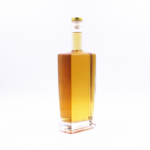 Finition plante personnalisée en <span class=keywords><strong>verre</strong></span>, carrée, cristal transparent, whisky, liqueur, sérum, cognac, bouteilles de 700ml avec dessus en liège, 50 pièces - Product Image 6