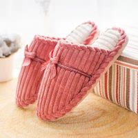 Prix d'usine en Chine avec une qualité supérieure pour des pantoufles personnalisées pour femme, pantoufles en fourrure, pantoufles imprimées
