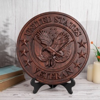 Plaque en bois sculptée à la main avec emblème d'aigle rond, médaillon mural, cadeau décoratif patriotique pour les services d'honneur