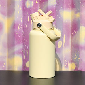 ขวดน้ำสุญญากาศหุ้มฉนวนสุญญากาศขวดน้ำสแตนเลส24ออนซ์ออกแบบตราสินค้าสำหรับองค์กรและใช้งานกลางแจ้ง - Product Image 1