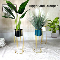 Vente en gros de présentoir d'intérieur en fer forgé doré design carré vase d'angle jardin en acier pour la maison balcon porte-fleurs pour plantes