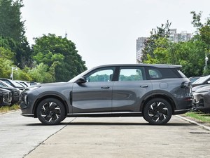 Changan Qiyuan Q07 2025 – Véhicule <span class=keywords><strong>hybride</strong></span> <span class=keywords><strong>rechargeable</strong></span>, <span class=keywords><strong>SUV</strong></span> haute performance pour les trajets quotidiens, voitures à énergie nouvelle pour la famille - Product Image 1