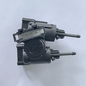 Interruptor de Luz de Freno Volkswagen 3B0945511A 19322007 para Reemplazo y Reparación, Interruptor Automático Nuevo - Product Image 4