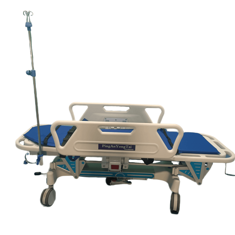 The transfer car is equipped with an infusion rack, and the multi-functional emergency vehicle is convenient to operate