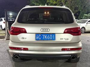 <span class=keywords><strong>Audi</strong></span> <span class=keywords><strong>Q7</strong></span> 2013 3.0T d'occasion, conduite à gauche, SUV automatique avec sièges en cuir, barres de toit en alliage d'aluminium, pneus R17 et caméra de recul pour l'exportation - Product Image 2