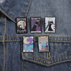 Pin de Solapa de Metal con Diseño de Carta del <span class=keywords><strong>Tarot</strong></span>, Pin de Esmalte con Diseño de Película de Amantes, Fabricante Profesional de Artesanías Metálicas - Product Image 6