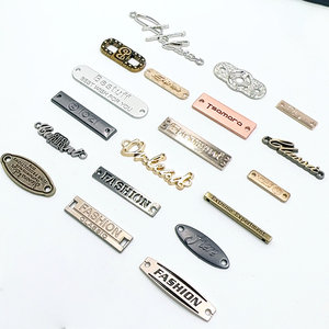 Thiết kế thời trang khắc tên thương hiệu tùy chỉnh kim loại logo nhãn <span class=keywords><strong>Tag</strong></span> cho quần áo - Product Image 2