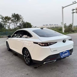 Changan <span class=keywords><strong>Lamore</strong></span> 2023 1.5T GDI Cambio Automatico DCT a 7 Velocità Guida a Sinistra Interni Scuri Pneumatici R17 Berlina 5 Posti Velocità Massima 200KM/H - Product Image 6