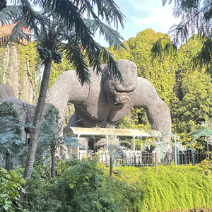 Escultura de Animal de simulación de fibra de vidrio, grande, personalizada de fábrica, <span class=keywords><strong>King</strong></span> <span class=keywords><strong>Kong</strong></span>, para decoración al aire libre, Parque divertido - Product Image 2