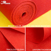 1 ~ 10mm Directeur d'usine Vente en gros de tapis de mariage rouge anti-décoloration pour événements de mariage Rouleau de tapis rouge fin