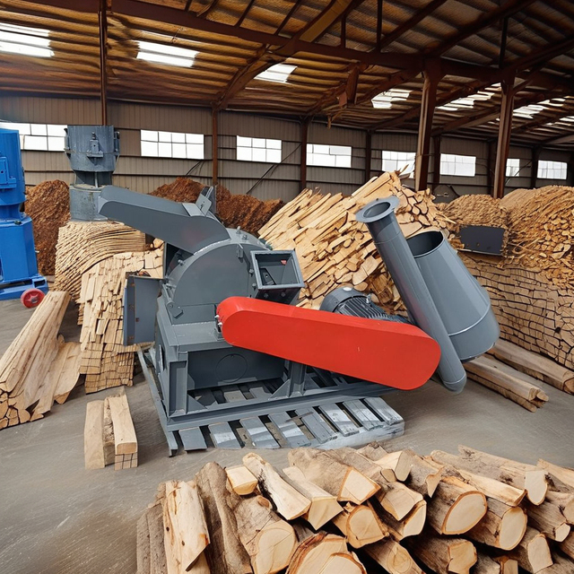 Two Hopper Wood Crusher 11kw High Output Wood Sawdust Hammer Mill with Cyclone