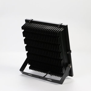 Reflector LED de 30W IP66 con Carcasa de Aluminio, Alto Lumen, Luz Diurna 5000K, Amplio Alcance, Control por Sensor, Montaje en Pared, Iluminación Exterior - Product Image 2