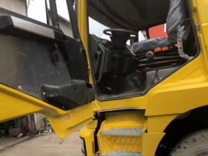 Venta caliente HOWO 6X4 Tractor camión usado para transporte de larga distancia suspensión neumática diésel alto rendimiento bajo Euro 2 nuevo - Product Image 5