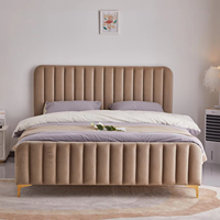 Échantillon gratuit de cadre de lit en tissu capitonné chinois de luxe