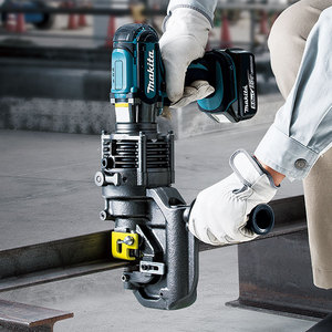 Machine à poinçonner sans fil Makita DPP200, outil de perçage de l'acier de 20 mm - Product Image 2