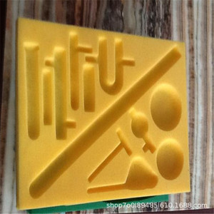 Mousse de polyuréthane haute densité 30 kg/m 15 mm d'épaisseur personnalisable pour la protection des emballages électroniques - Product Image 1