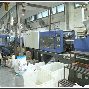 Hebilla ajustable de plástico con forma de nueve, 25mm de diámetro interior, color negro, duradera, para bolsos, mochilas, accesorios para mochilas escolares - Product Image 1