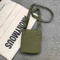 Pochette de téléphone en nylon unisexe un sac à bandoulière de petite taille suspendu au cou pour hommes femmes accessoire à la mode à usage quotidien