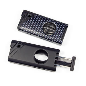 Briquet <span class=keywords><strong>coupe</strong></span>-cigare multifonctionnel en métal, <span class=keywords><strong>coupe</strong></span>-vent, à allumage direct, design minimaliste portable, pour le commerce transfrontalier - Product Image 2