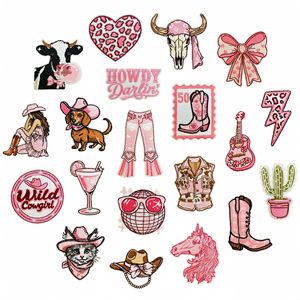 Patch brodé en tissu polyester style cowgirl western, motif cœur et nœud style <span class=keywords><strong>Panthère</strong></span> <span class=keywords><strong>Rose</strong></span>, thermocollant pour chapeaux, bottes et vêtements - Product Image 1