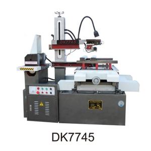 Máquina de electroerosión por hilo CNC de alta precisión serie DK7745 para acero metálico con componentes centrales que incluyen motor de engranajes PLC - Product Image 2