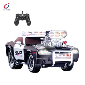 Mobil mainan remote control Chengji 2023, mobil mainan model polisi 2.4ghz, mobil rc balap otot 6 saluran dengan lampu dan suara