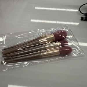 Nouveau design de haute qualité mais <span class=keywords><strong>pas</strong></span> <span class=keywords><strong>cher</strong></span> <span class=keywords><strong>Kit</strong></span> de <span class=keywords><strong>pinceaux</strong></span> de <span class=keywords><strong>maquillage</strong></span> 7 pièces avec manche en bois et cheveux synthétiques Brochas De Maquillaje - Product Image 6