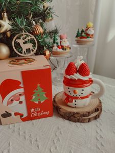 Bougie de Noël Cadeaux du Nouvel An Souvenirs Vente en gros transfrontalière Aromathérapie Bougie artisanale en cire de soja Cire d'abeille Décorations de Noël - Product Image 6