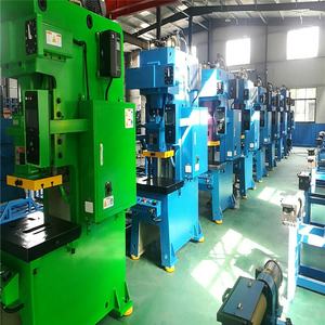 Wondery Aluminium 25Ton C Typ Lamellen stanz maschine - Product Image 2