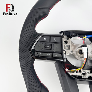 Volante Deportivo Personalizado de Cuero y Fibra de Carbono para Toyota Hilux Revo N70 N80 Tacoma Tundra Fortuner 2015-2022 LC300 LC200 - Product Image 5