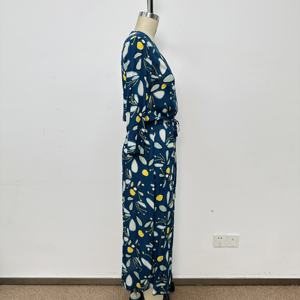 OEKO TEX all'ingrosso su misura di abbigliamento fabbricazione di <span class=keywords><strong>moda</strong></span> <span class=keywords><strong>Design</strong></span> scollo a v stampato manica 3/4 abito da donna per le vacanze - Product Image 4