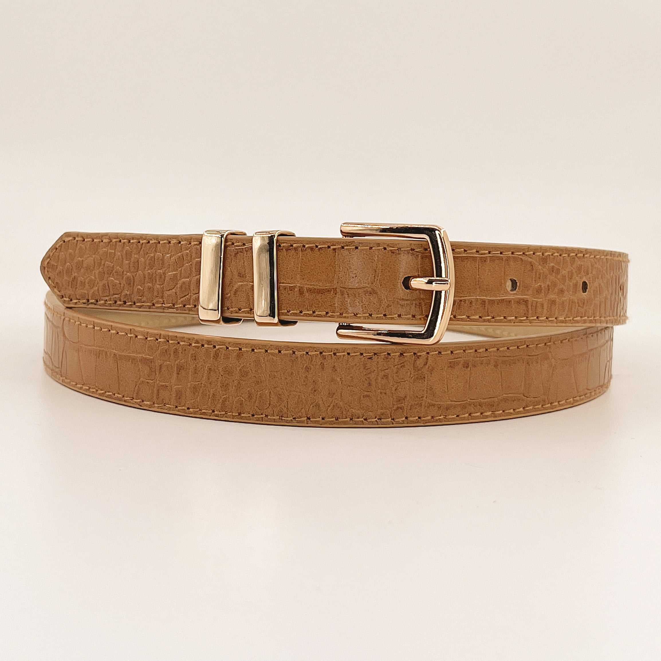 สีน้ำตาล